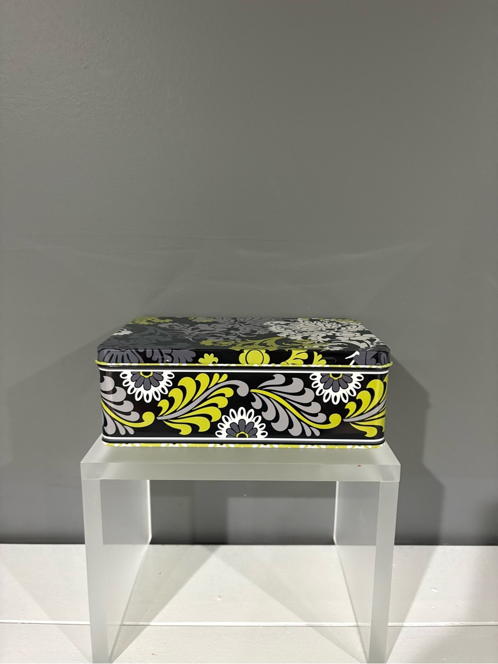 Vera Bradley Black, Yellow & Gray Decorative Storage Tin With Recipe and Apron